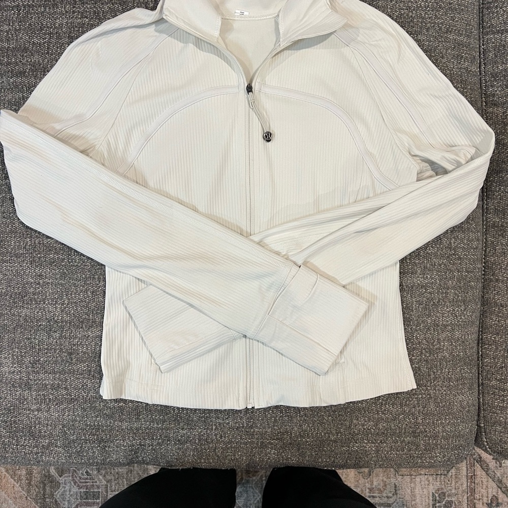 Lululemon Cropped Define Jacket *Ribbed Size 8 Bone